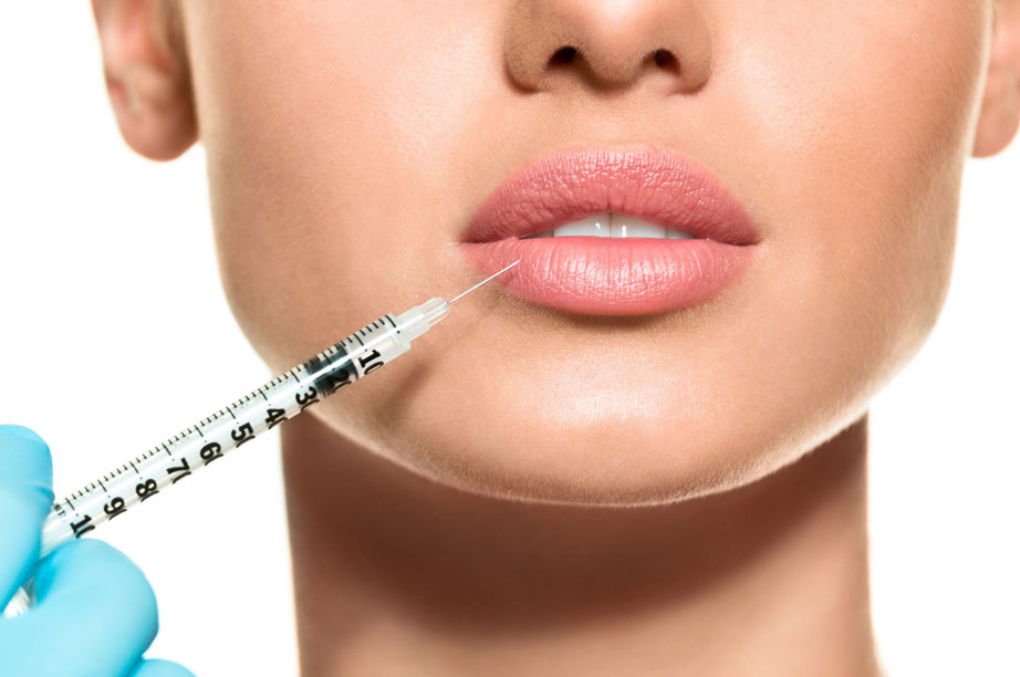 woman injecting botox